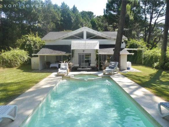 1 house with pool on golf course at club del lago