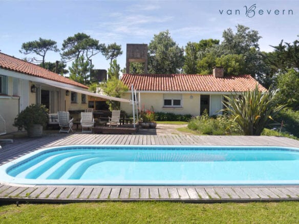 1 large house with pool in san rafael punta del este