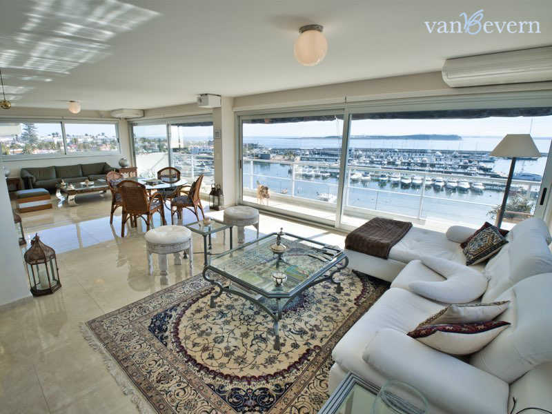 1 exclusive apartment in punta del este overlooking the waterfront