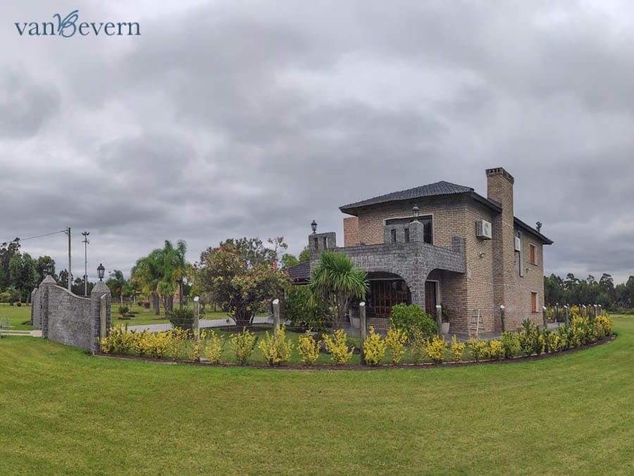 3-big-estate-with-beautiful-mansion-in-bello-horizonte